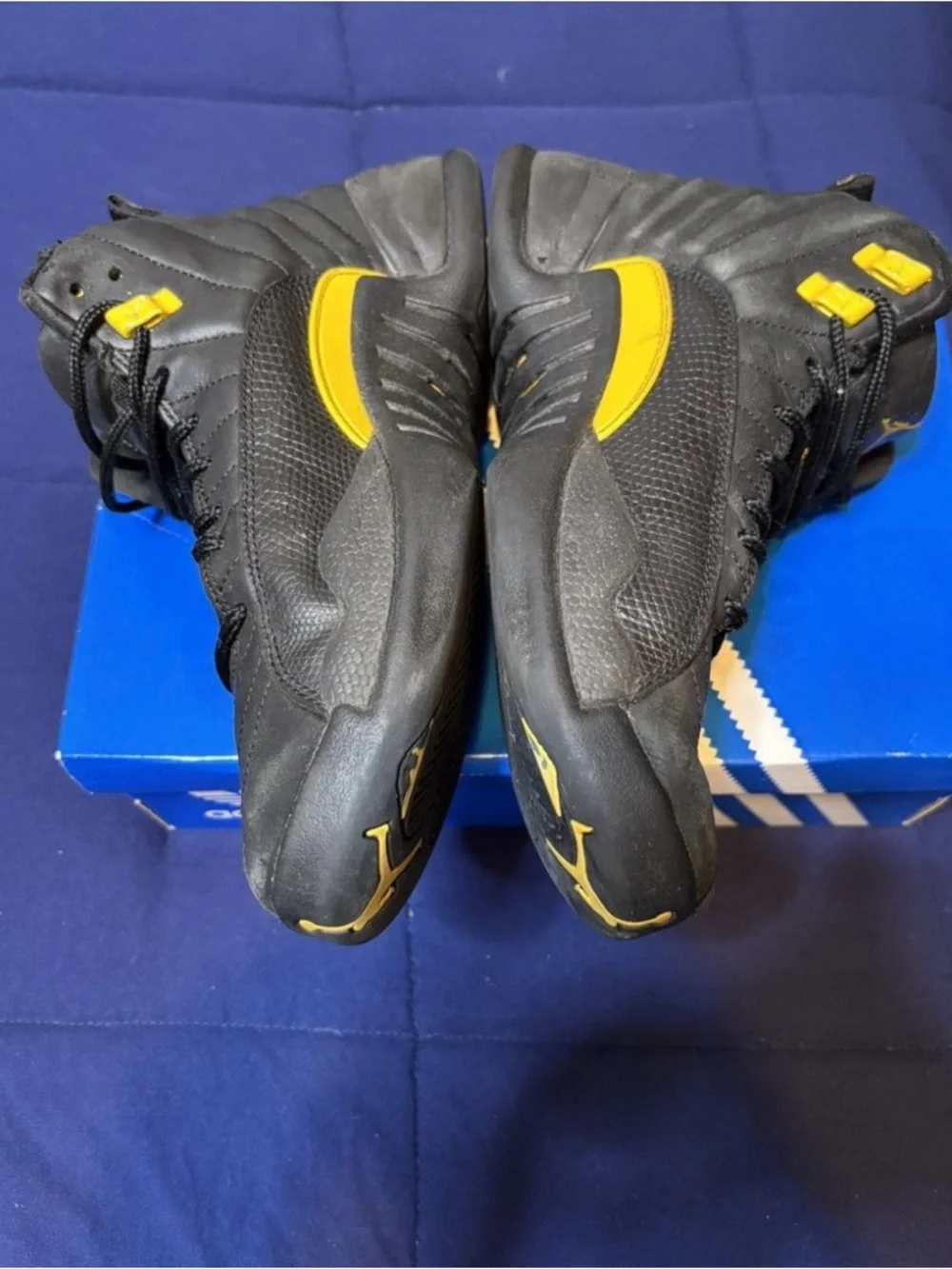 Jordan 12 Retro Black Taxi 2022 Size 8